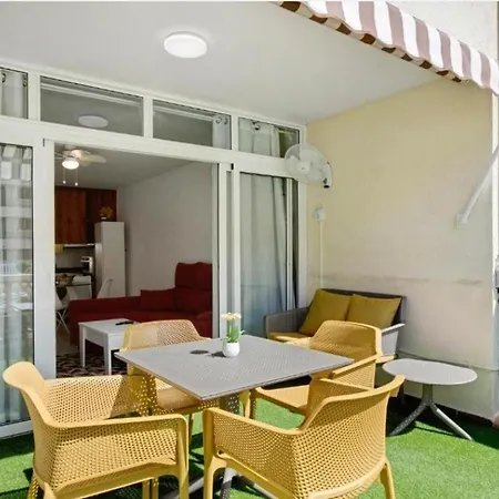 Fayser 108 Steps To With Direct Pool Access And Ac 公寓