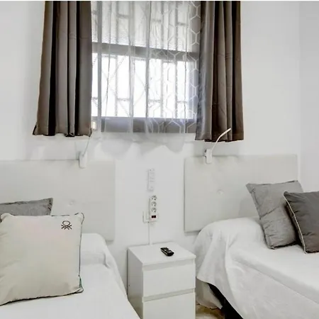 Fayser 108 Steps To With Direct Pool Access And Ac 公寓 *