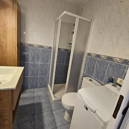 Fayser 108 Steps To With Direct Pool Access And Ac Apartman *